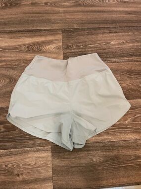 Gilly Hicks running shorts